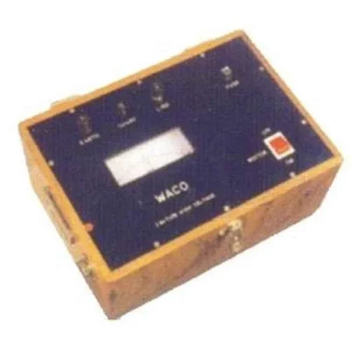 Waco Analog Insulation Tester Resistance Range 50000M Ohm WI 5004HM